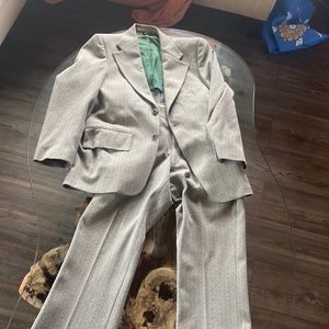 Unknown brand vintage suit . 34/30 pants and medium/ small jacket .